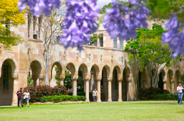 The_Great_Court_at_UQ